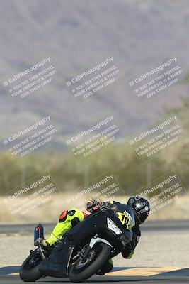 media/Oct-30-2025-Racers Edge (Thu) [[dabbdaf680]]/3-B Group/Session 5 (Turn 6)/